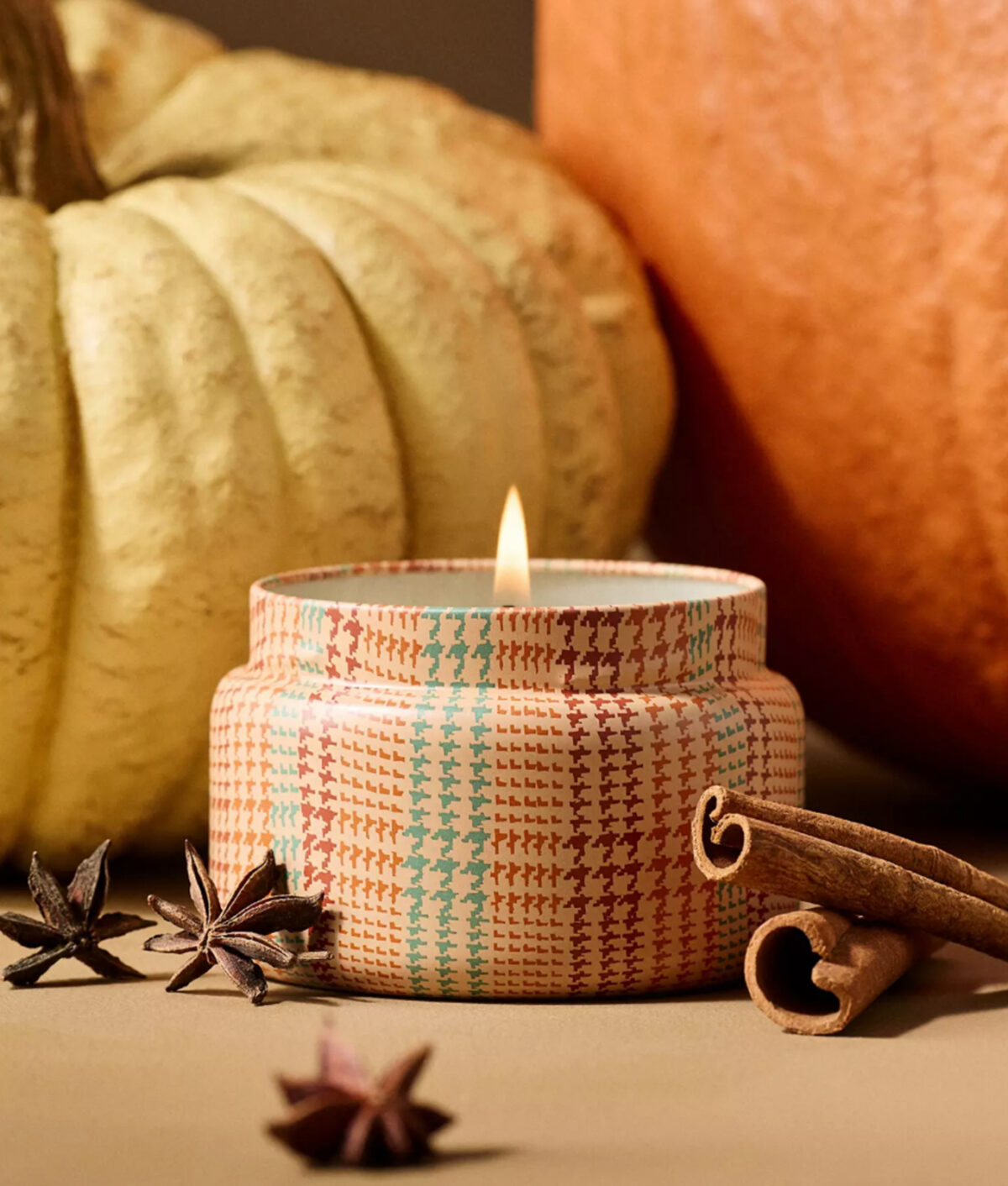 best-pumpkin-candle-capri-blue-pumpkin-clove