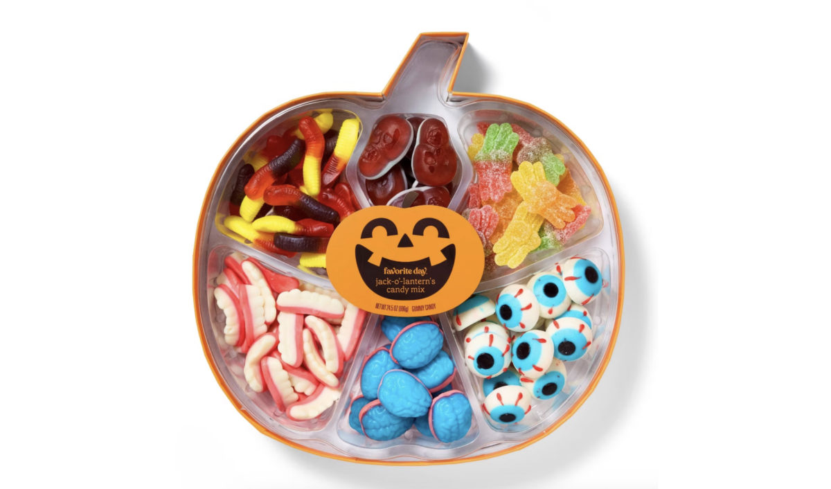 target halloween gummies in pumpkin container