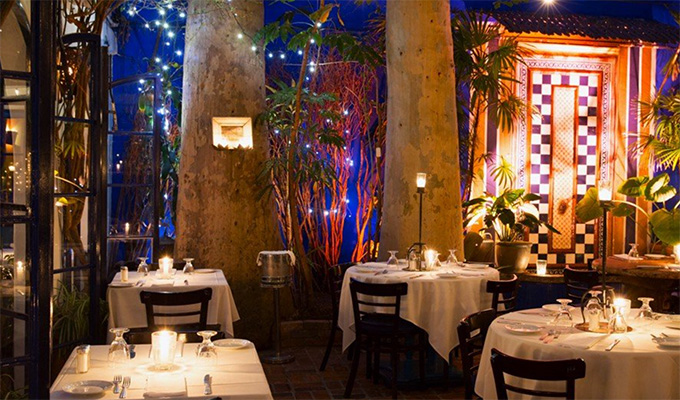 %E2%80%AFromantic restaurants little door