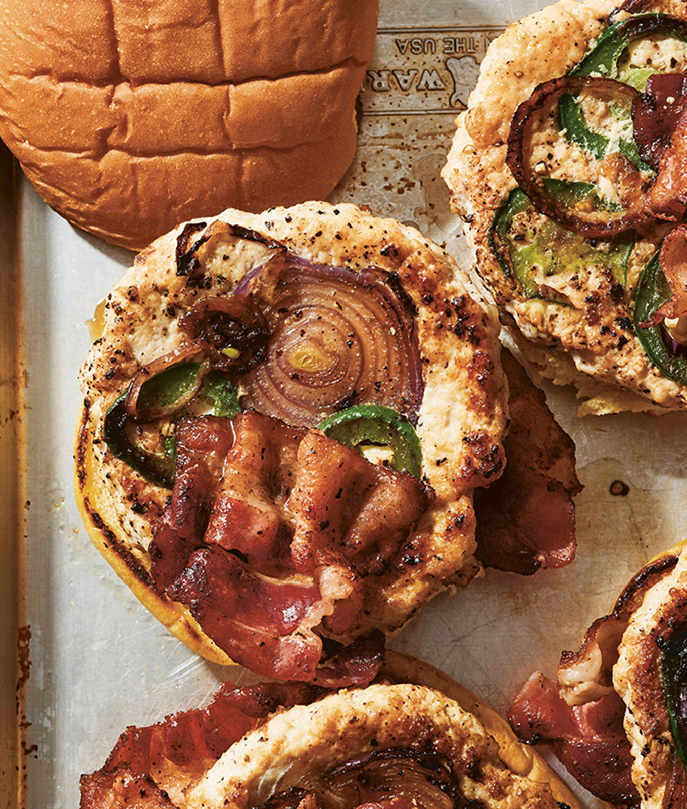 jalapeño recipes: jalapeno onion smash burgers with buns