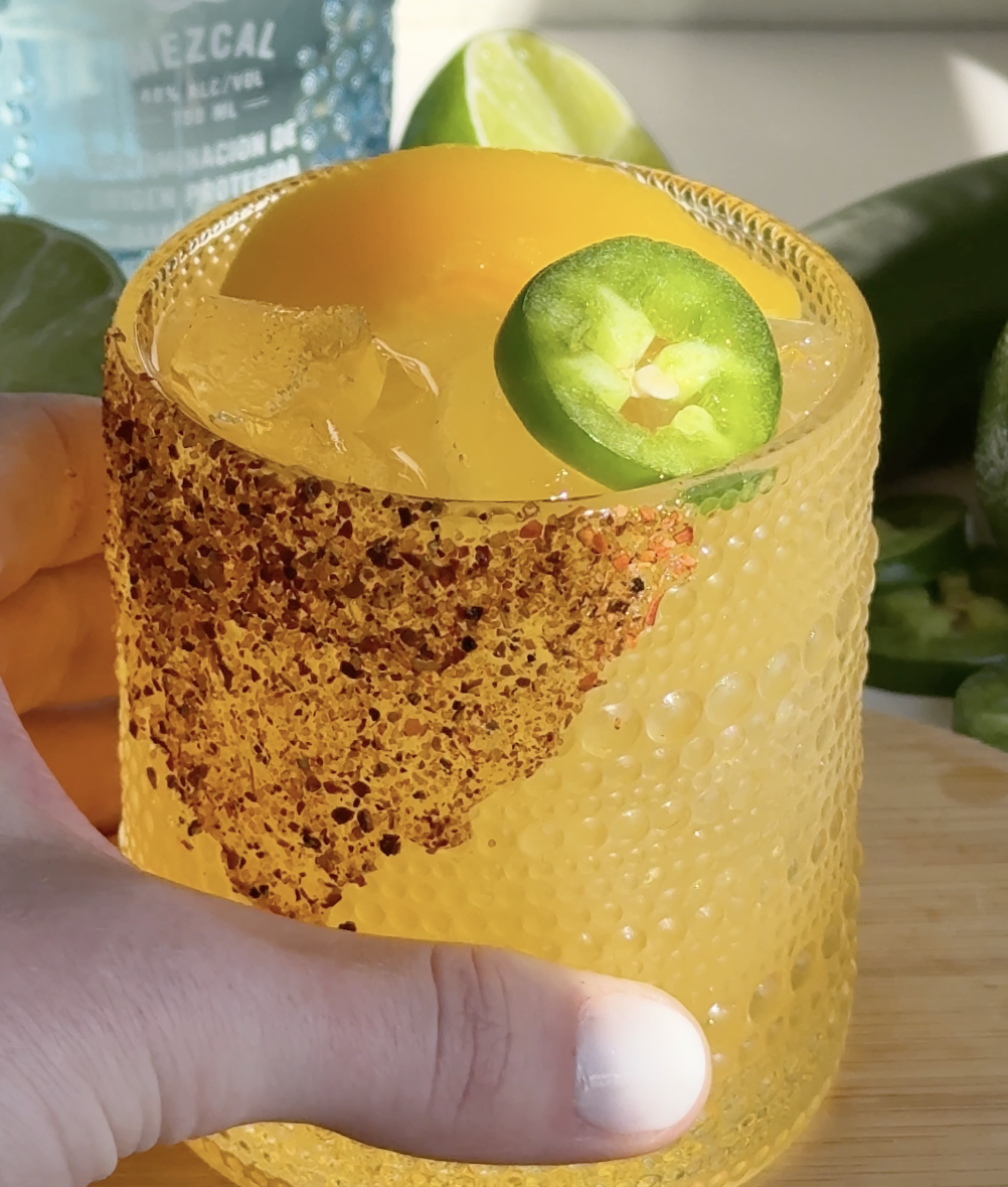 spicy peach mezcalita