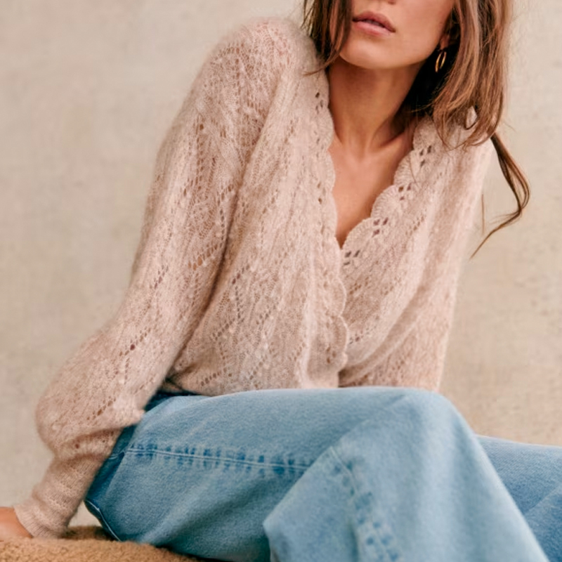 date night outfit ideas Se%CC%81zane Nathalia Jumper