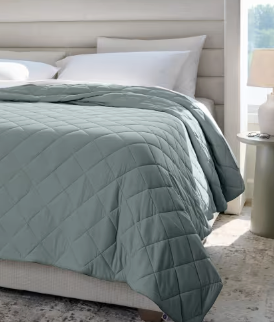 sleepnumber blanket in aqua