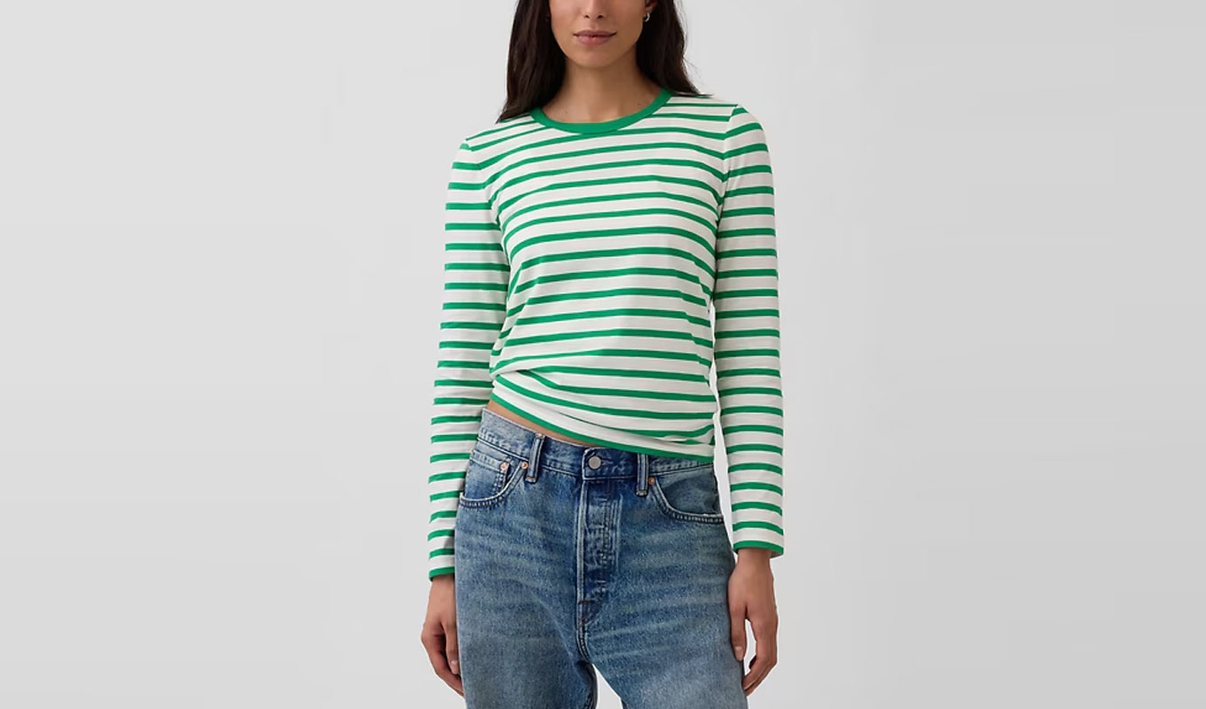 gap green stripe tshirt