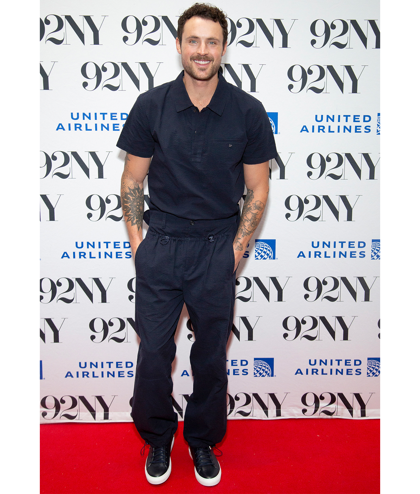 how-to-style-your-man-like-dylan-efron Opt for a Monochromatic ‘Fit