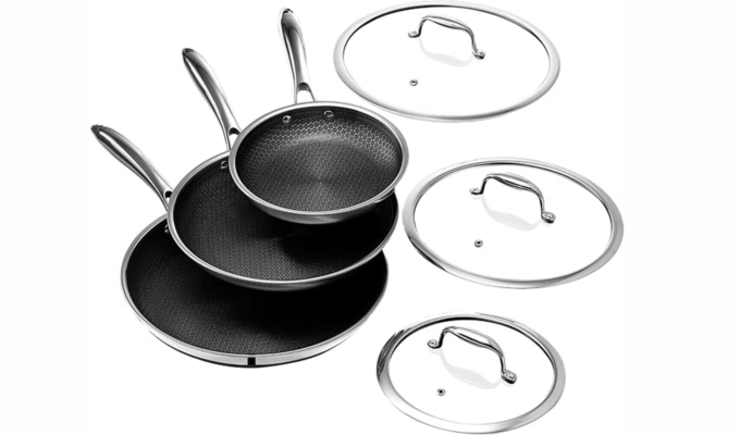 readers favorite awards hexclad pans 680x400