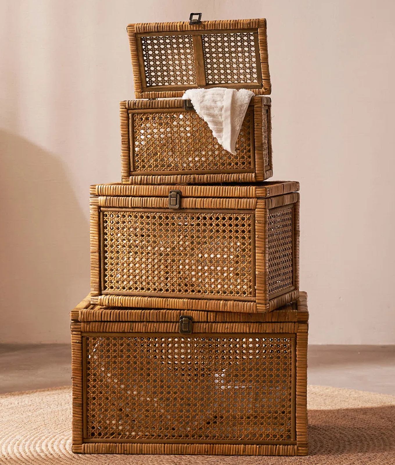 springhomerefresh rattanstorageset