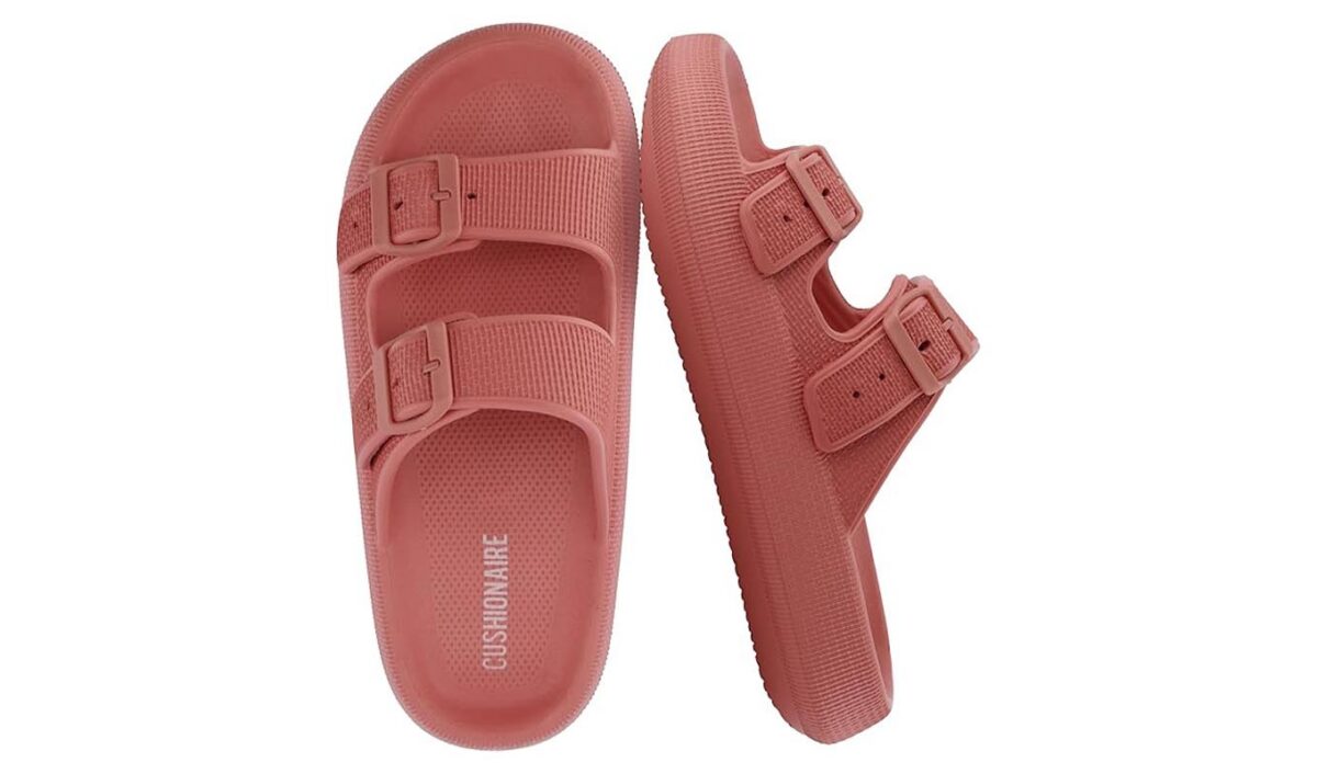 The Cushionaire Fame Pillow Recovery Sandals.
