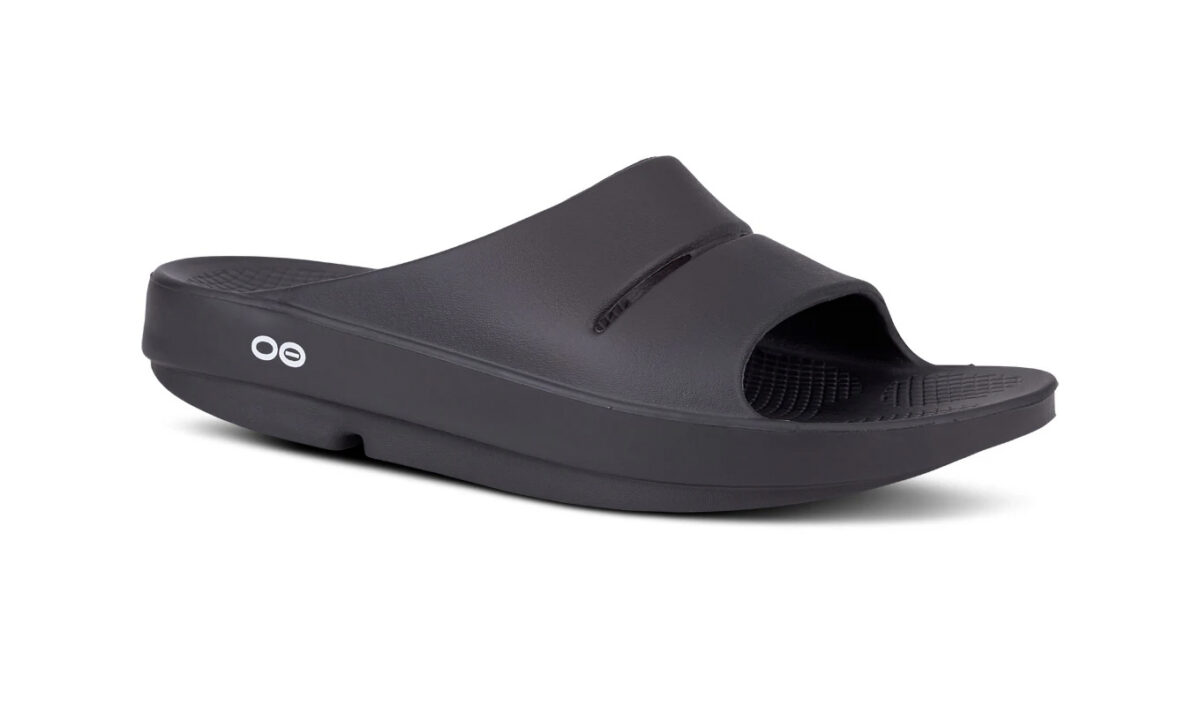 oofos 1200x706