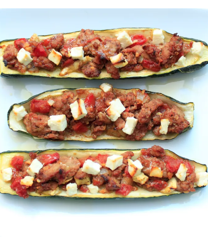 201506 zucchini boats lifebetweenweekends