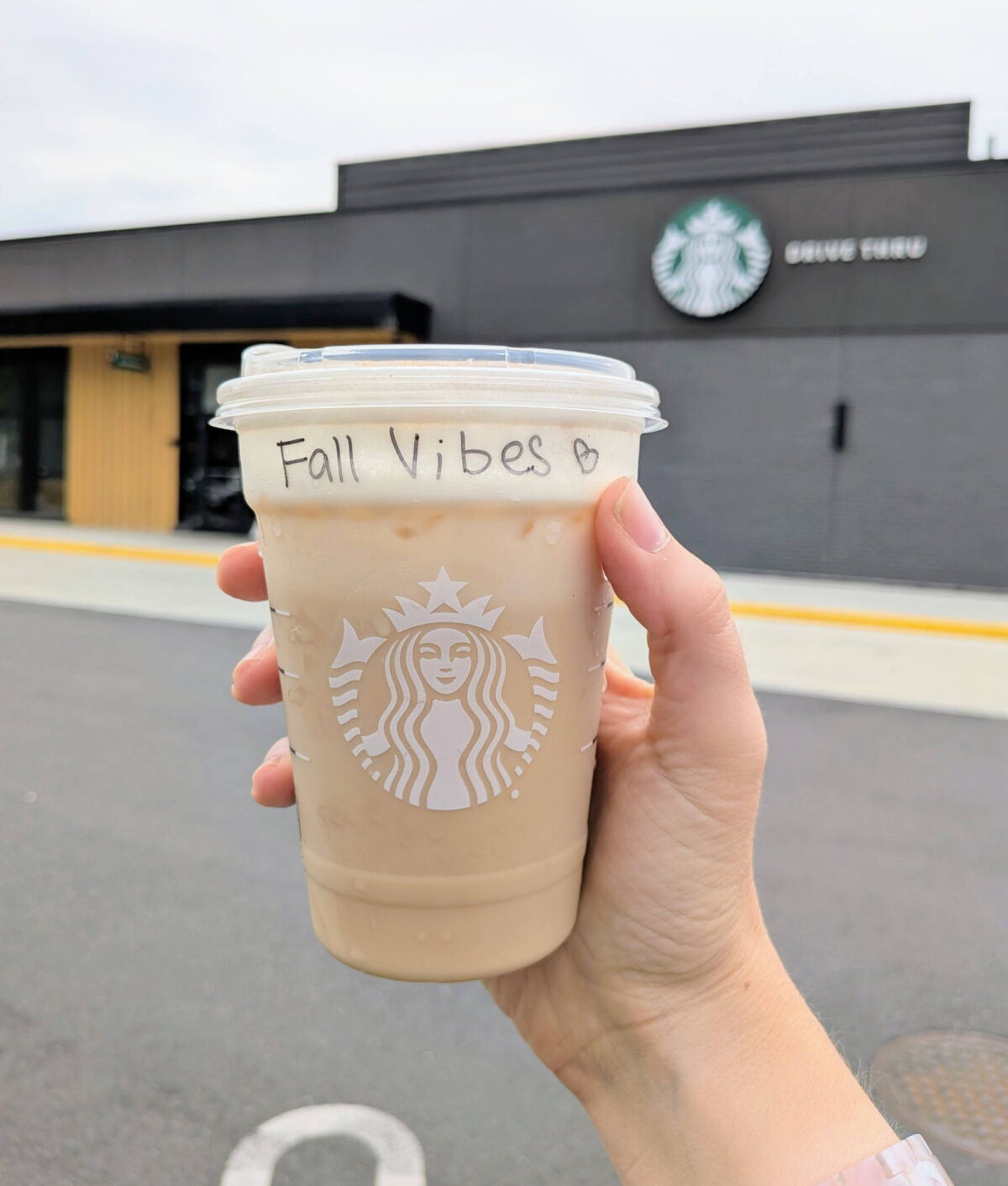 iced banana bread latte