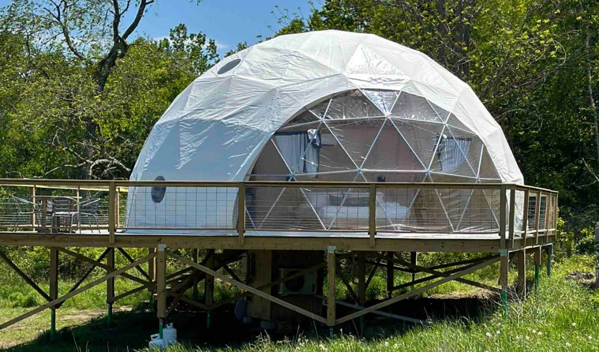 Best Airbnbs in New England for Fall: Glamping dome