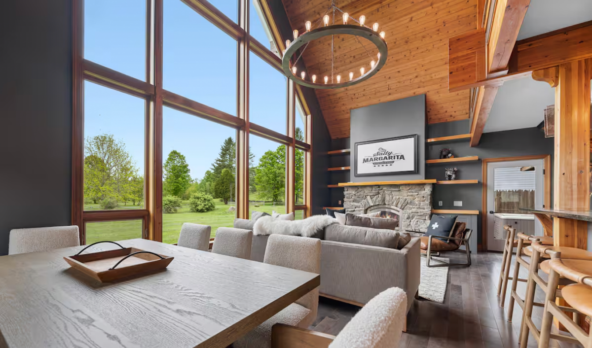 new england airbnb stowe vermont chalet 1200x706