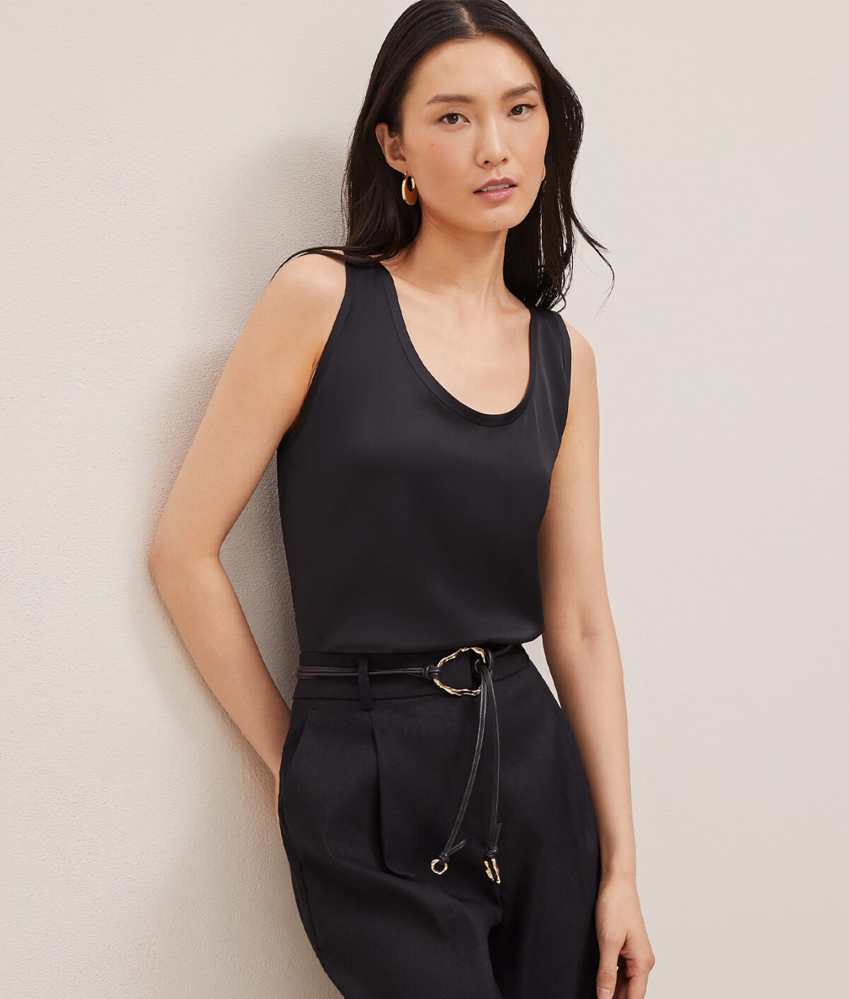 french girl fall: ann taylor scoop neck tank