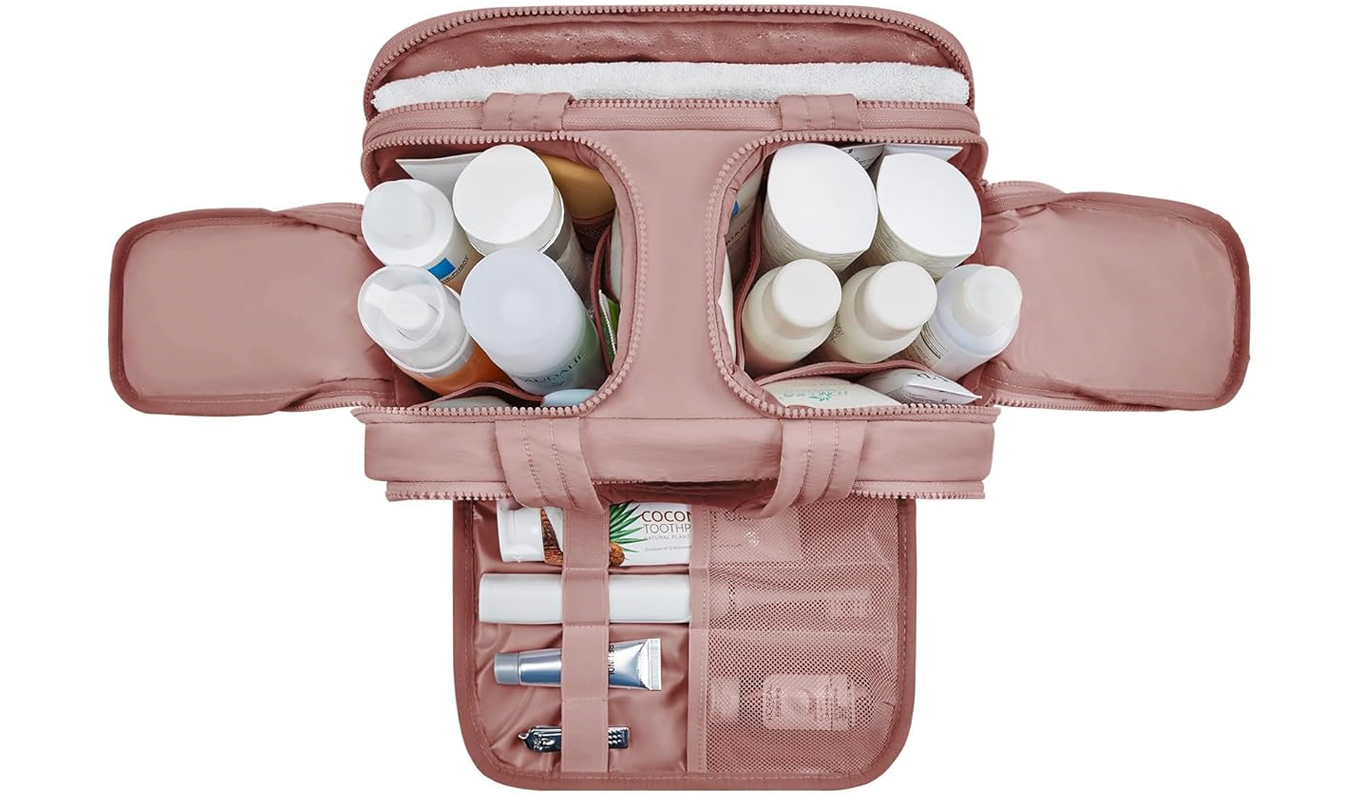 Oprah's Favorite Things: Pink Bagsmart Toiletry Case