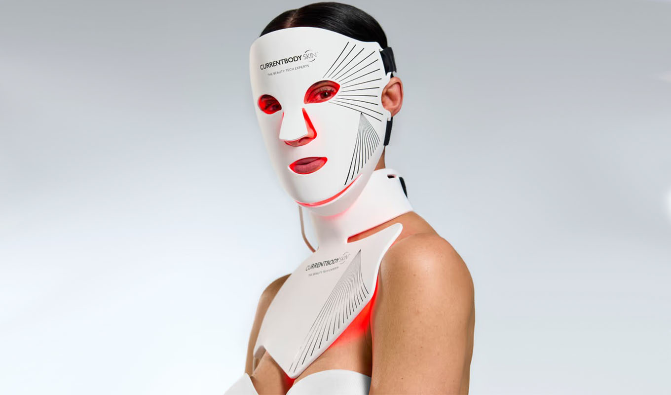 The CurrentBody Skin LED Series 2 Face and Neck Kit.
