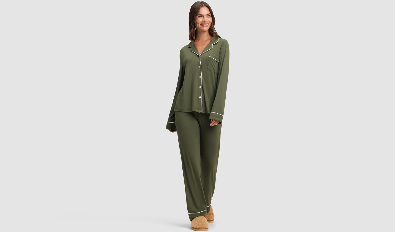 early black friday cozy earth