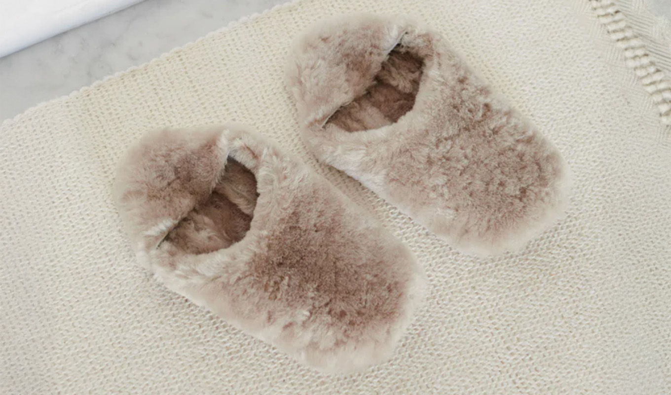 jenni kayne black friday sale shearling slippers