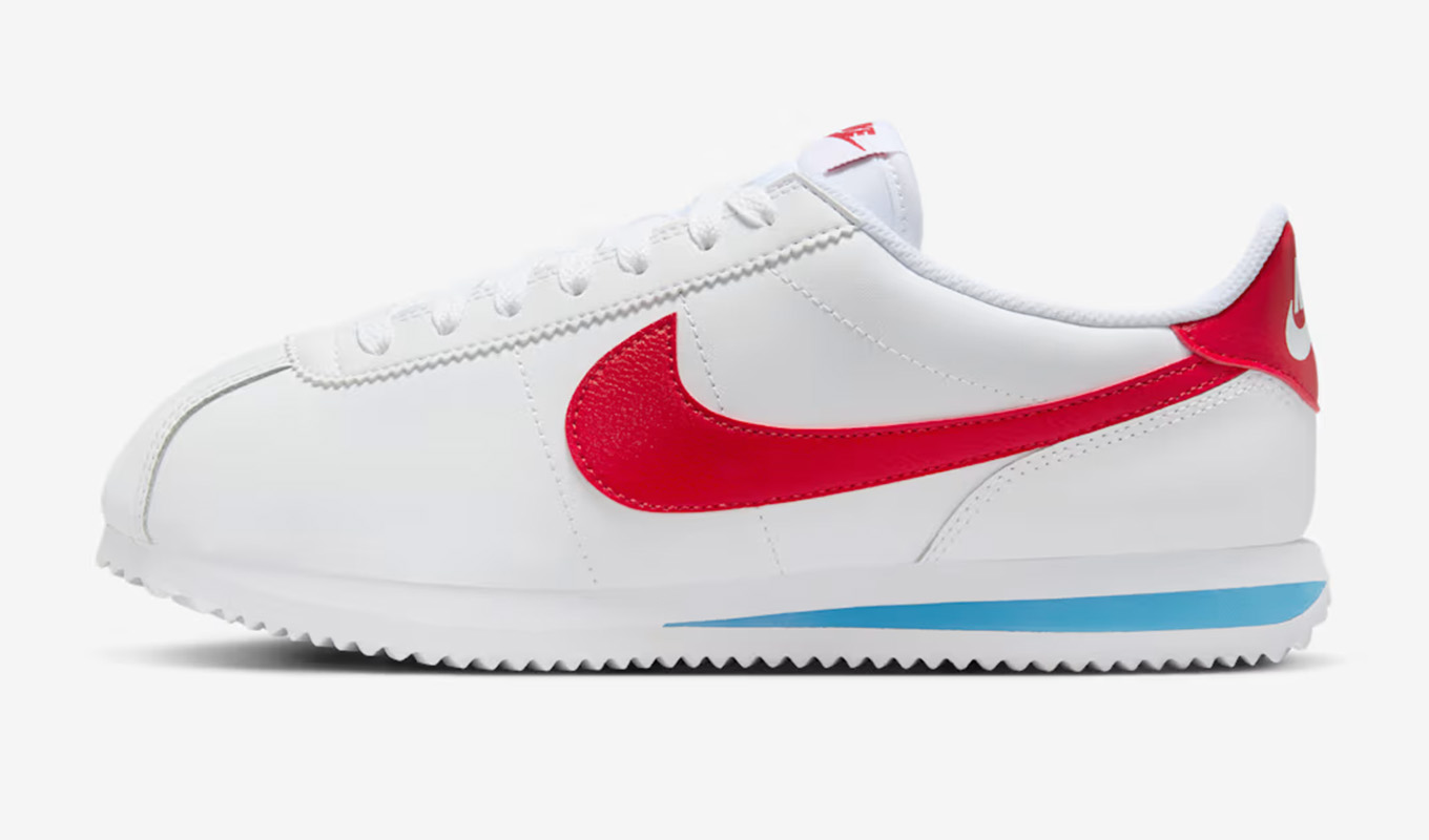 Jennifer Anison Nike sneakers: Nike Cortez sneakers