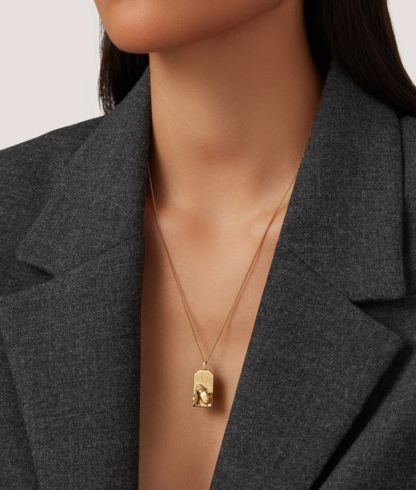 jenny bird zodiac pendant necklace fashion editor black friday shopping list 2025