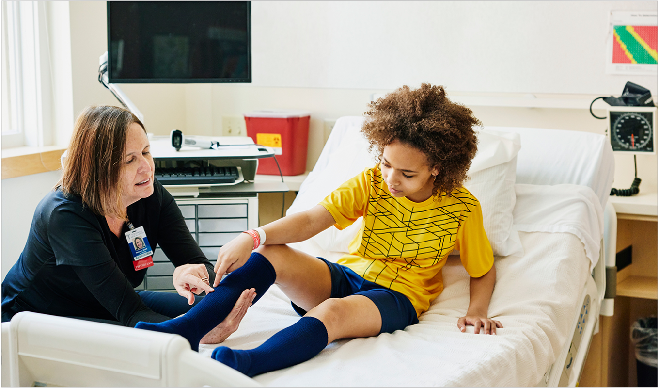 kid-in-urgent-care-sprained-ankle