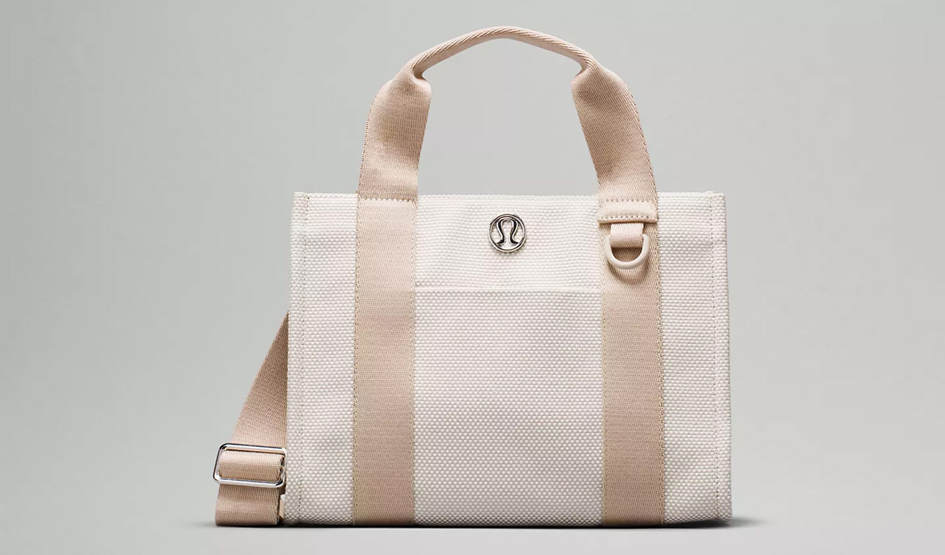 lululemon black friday tote