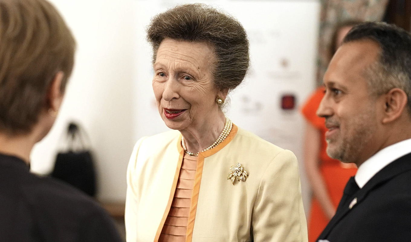 princess anne floral brooch