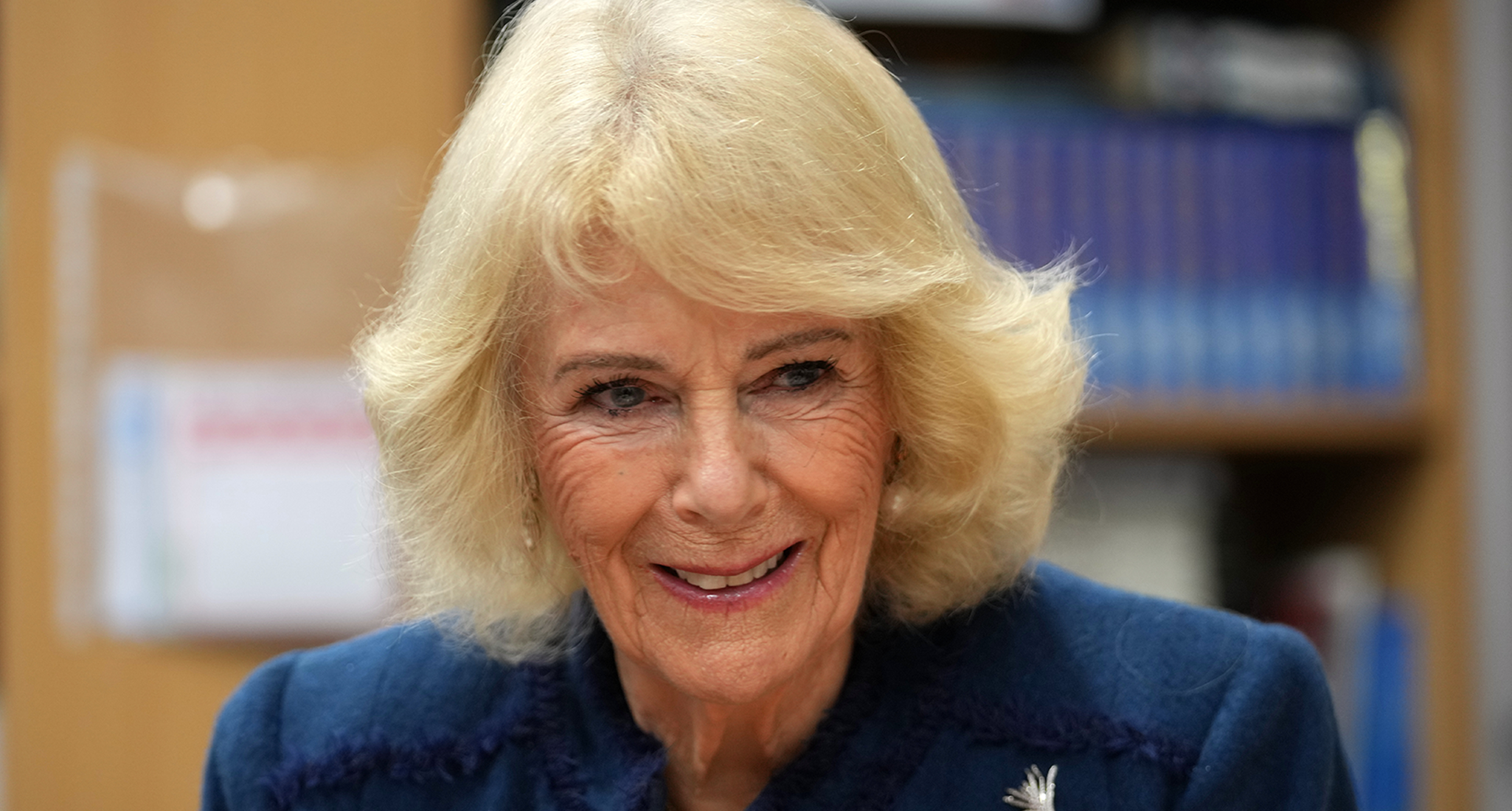 queen camilla snake necklace