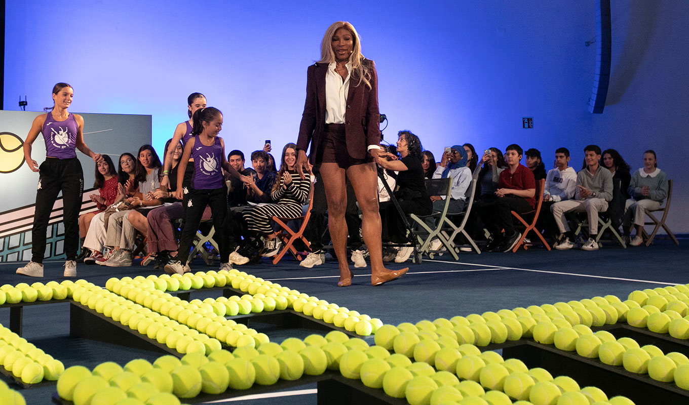 serena williams maroon matching set