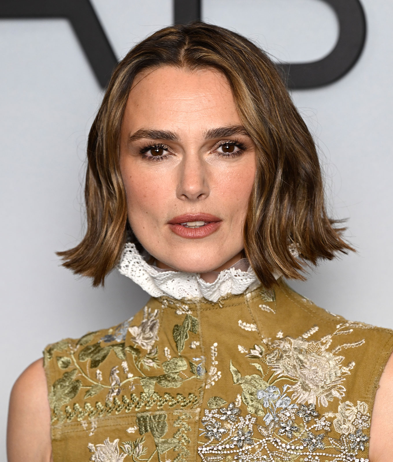 winter hair trends a photo of kiera knightly with soft structured bob
