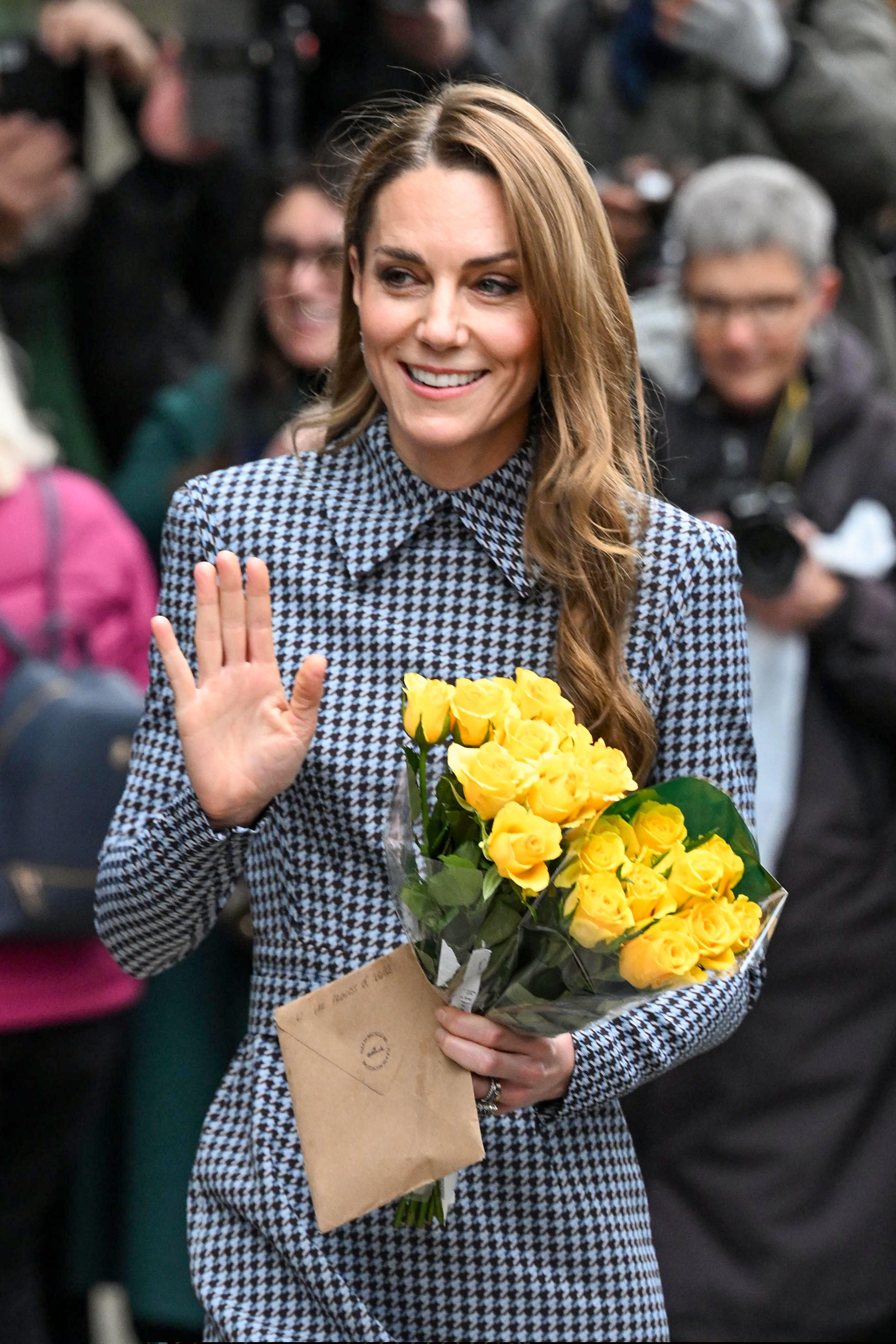 kate middleton body language car