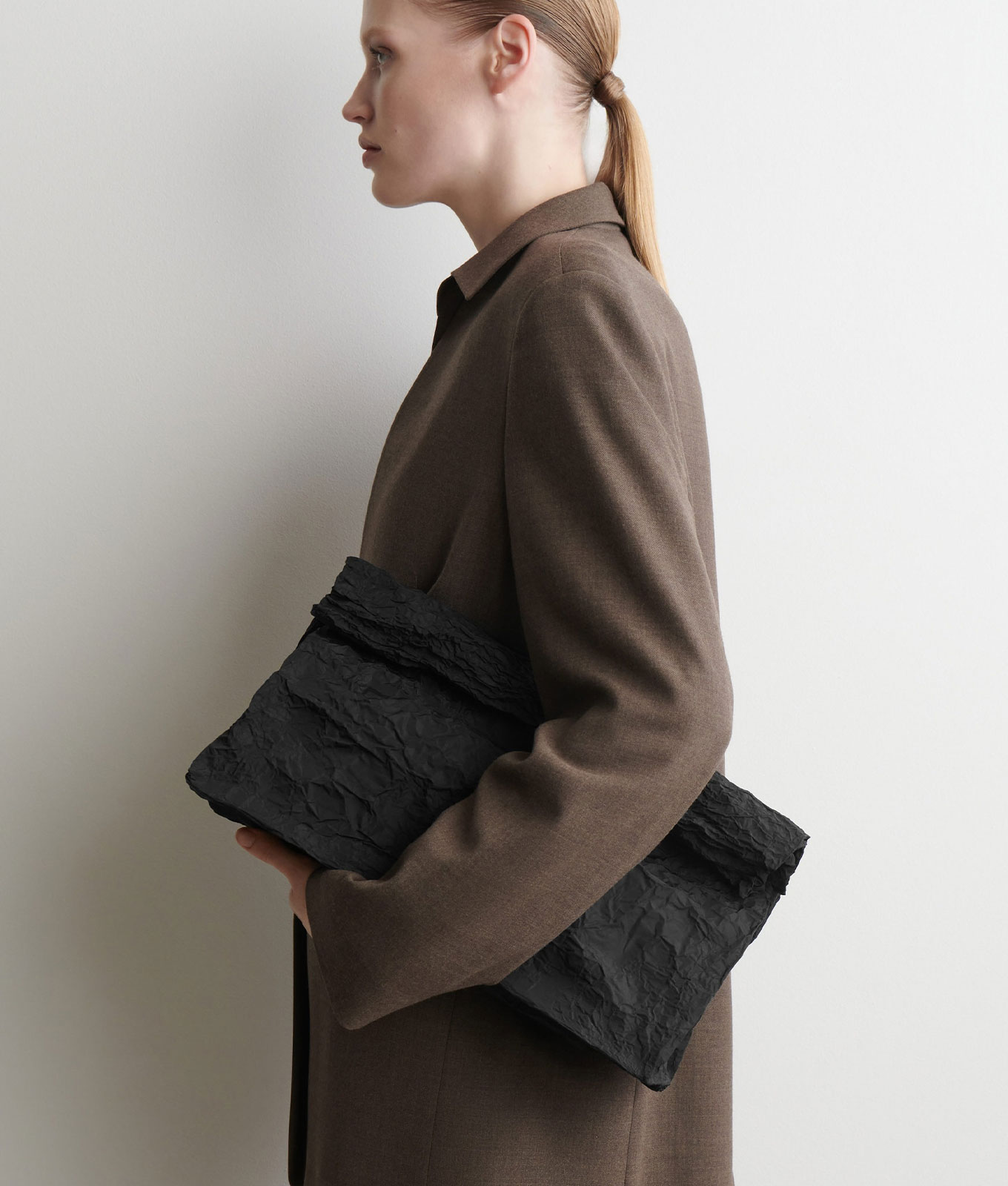 cos-crinkle-clutch.