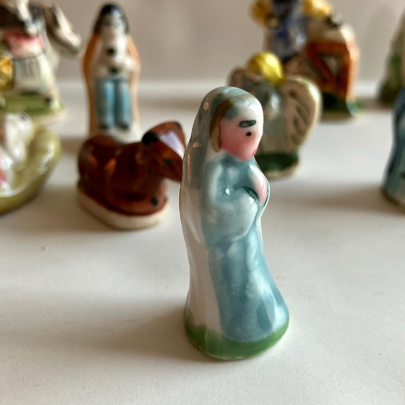 french christmas style feves
