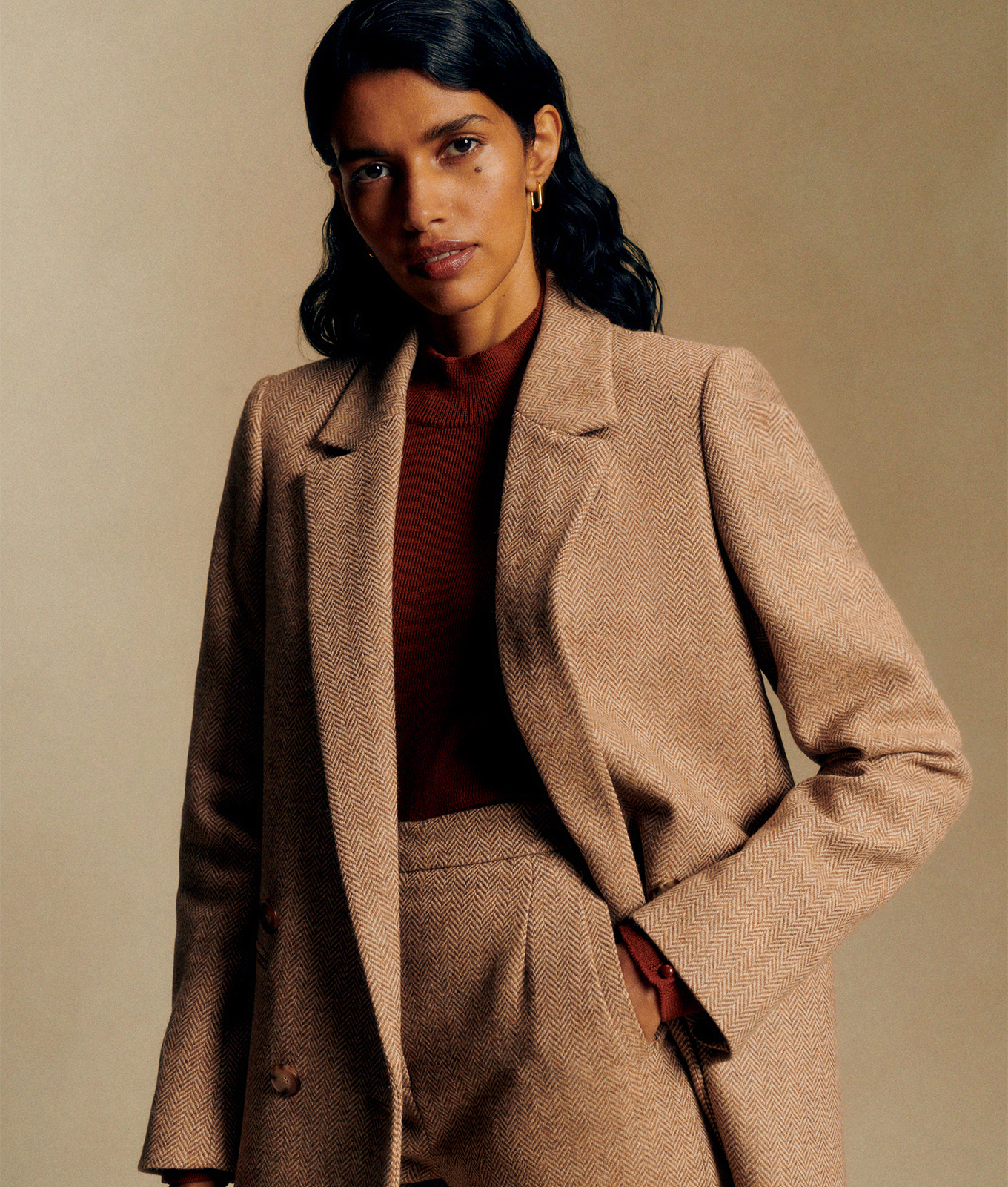 gifts on french it girls list sezane chelsea blazer