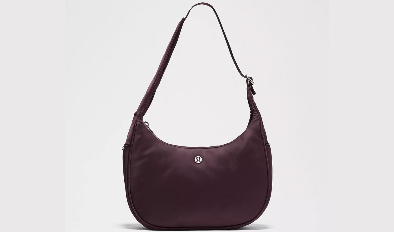 lululemon burgundy city essentials bag
