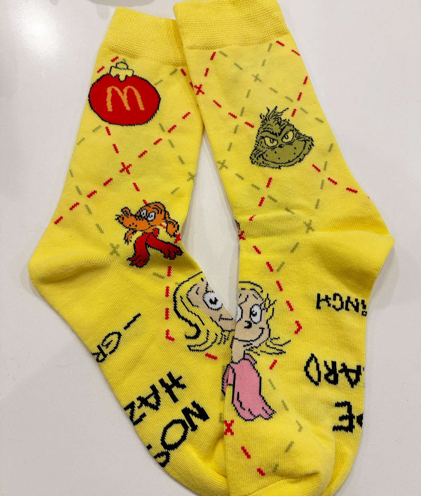 mcdonald's grinch meal review: grinch socks