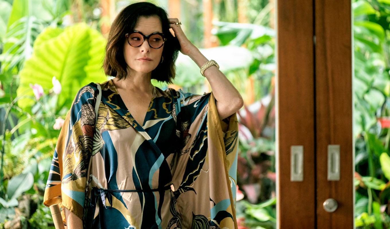 parker posey white lotus caftan