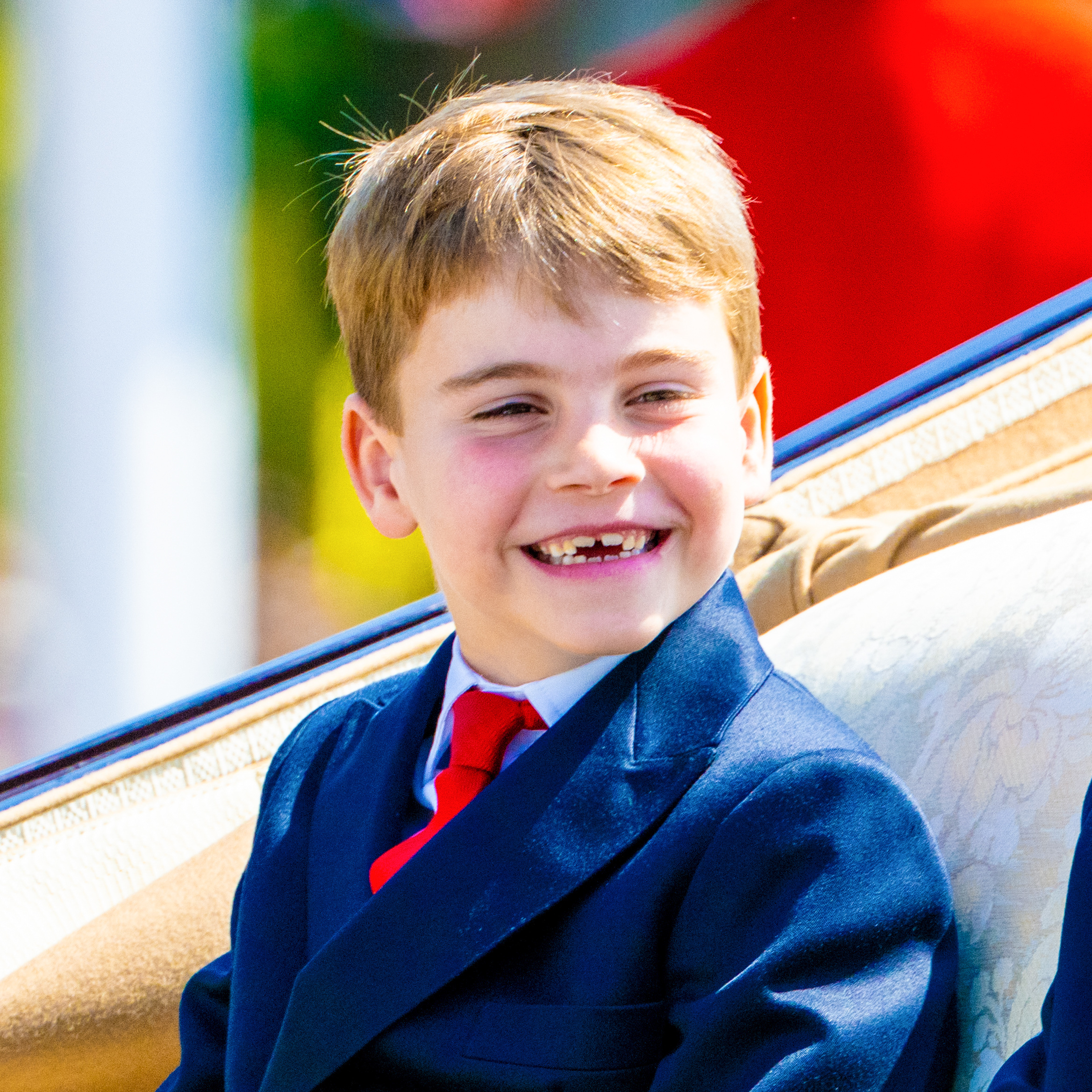 prince louis kate middleton christmas card photo