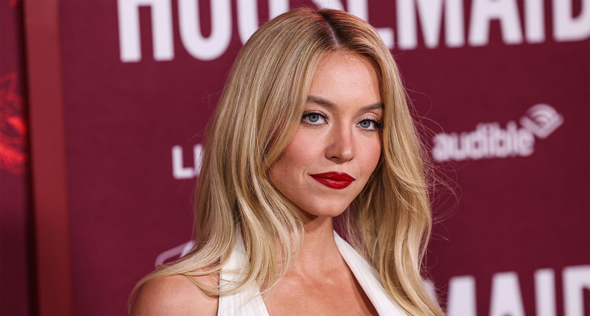 2026-beauty-trends: sydney sweeney at the premiere of 'the housemaid'