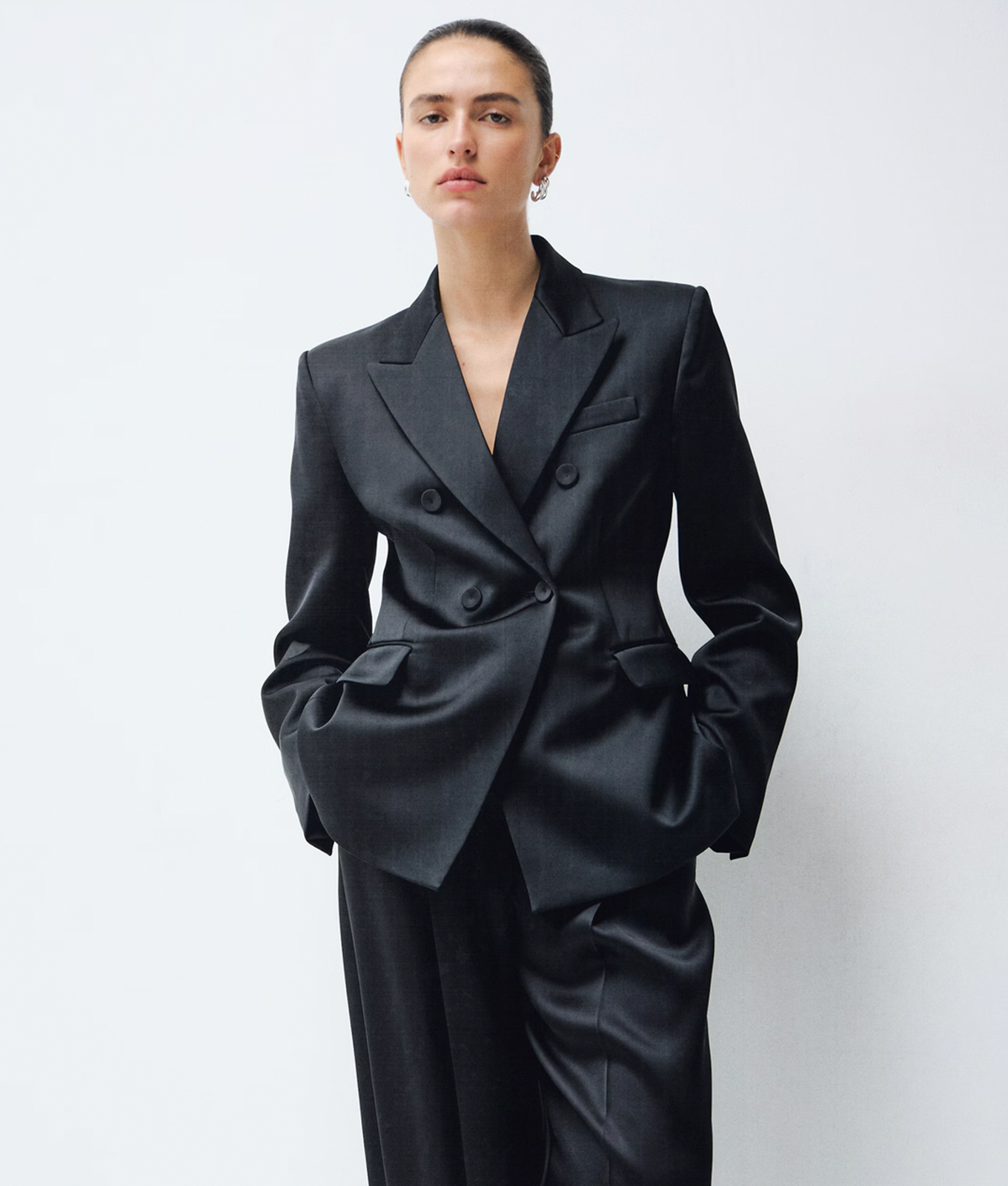 '80s power suit trend: mango satin jacket