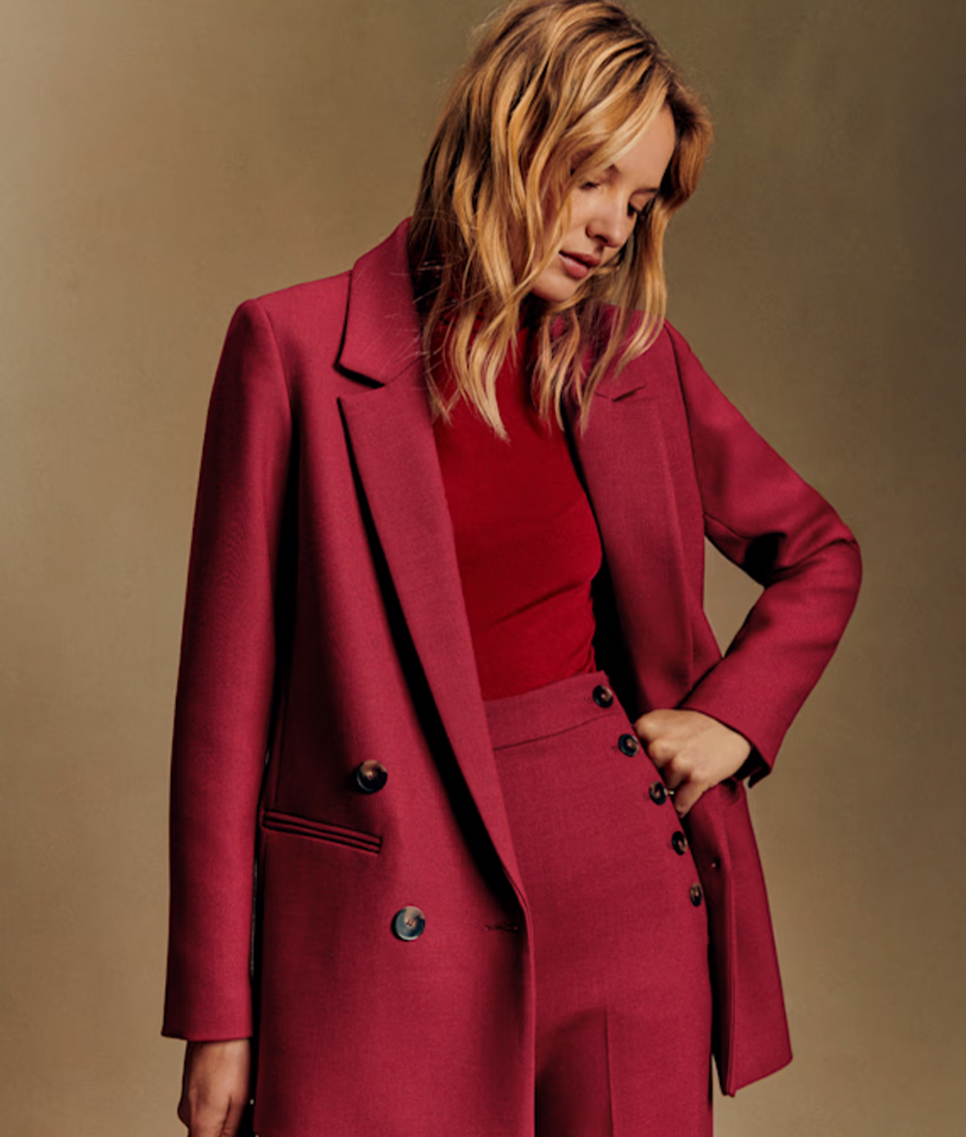 '80s power suit trend: sézane chelsea jacket