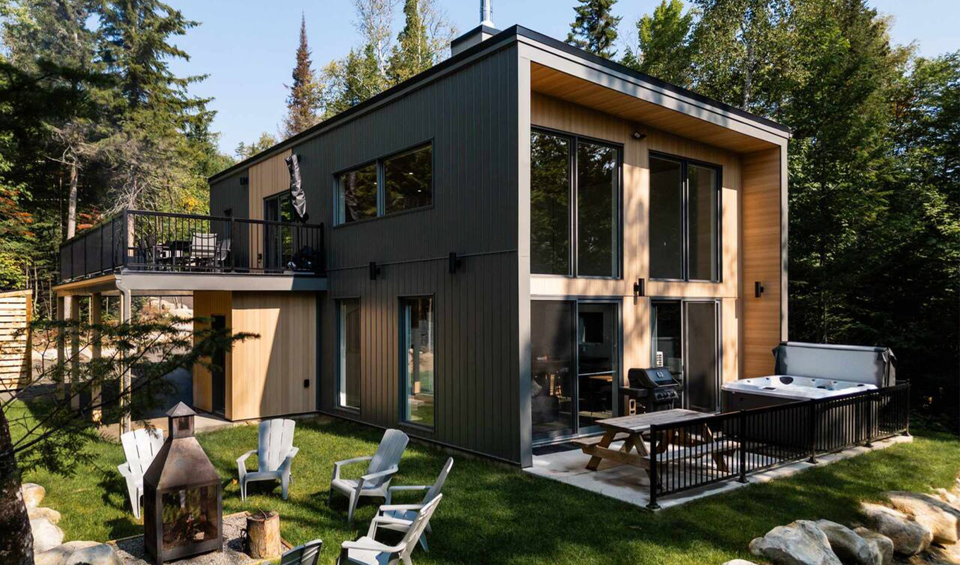 heated rivalry airbnbs: le grand pic