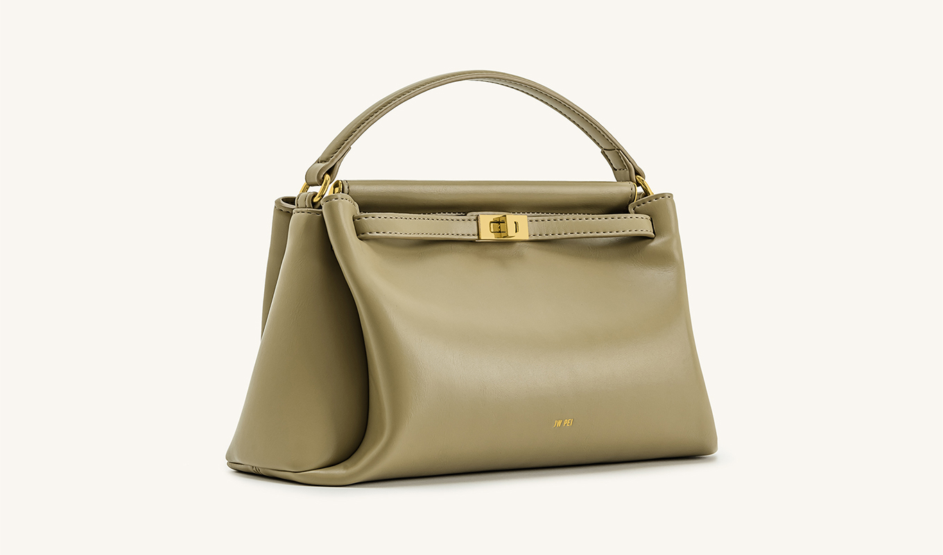 jenna ortega jw pei carmen bag sundance