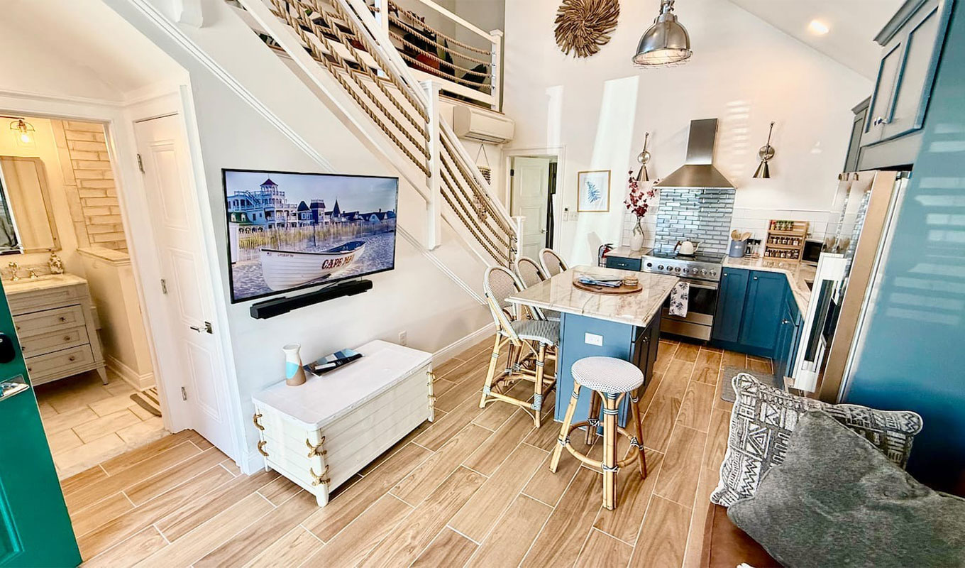 the-colonial-boathouse.