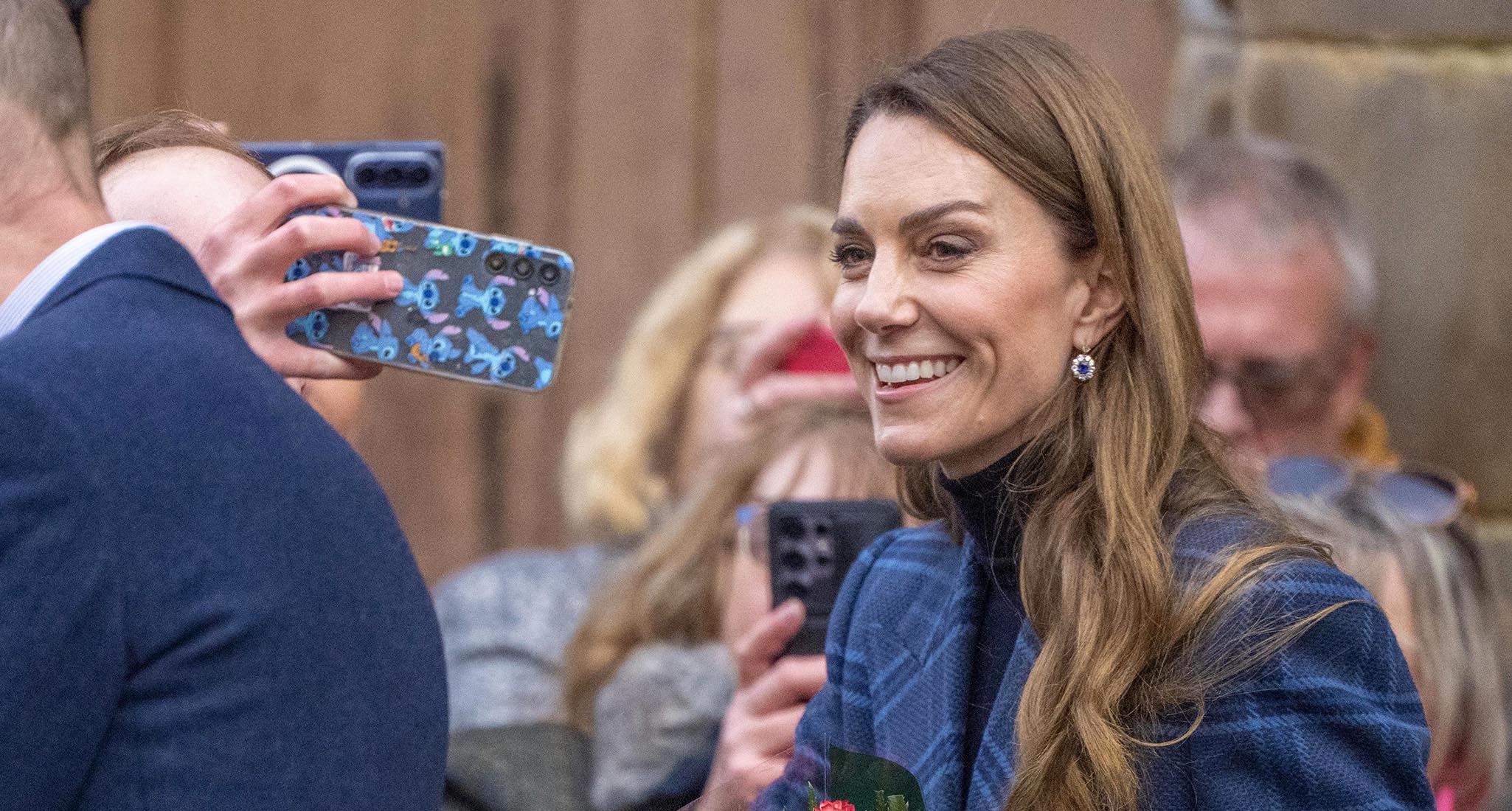 kate middleton running in heels universal