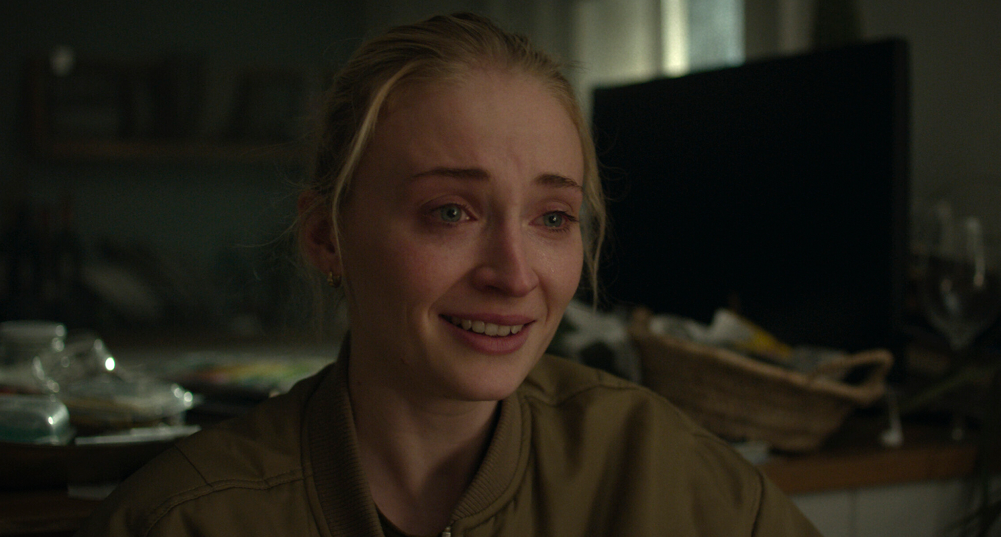 steal prime video review sophie turner