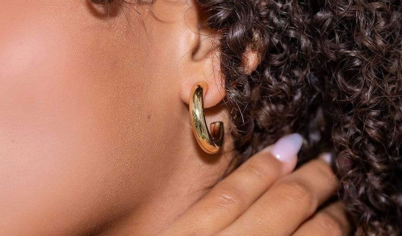 Taylor Swift's Favorite Jewelry: Jennifer Zeuner Lou Hoops
