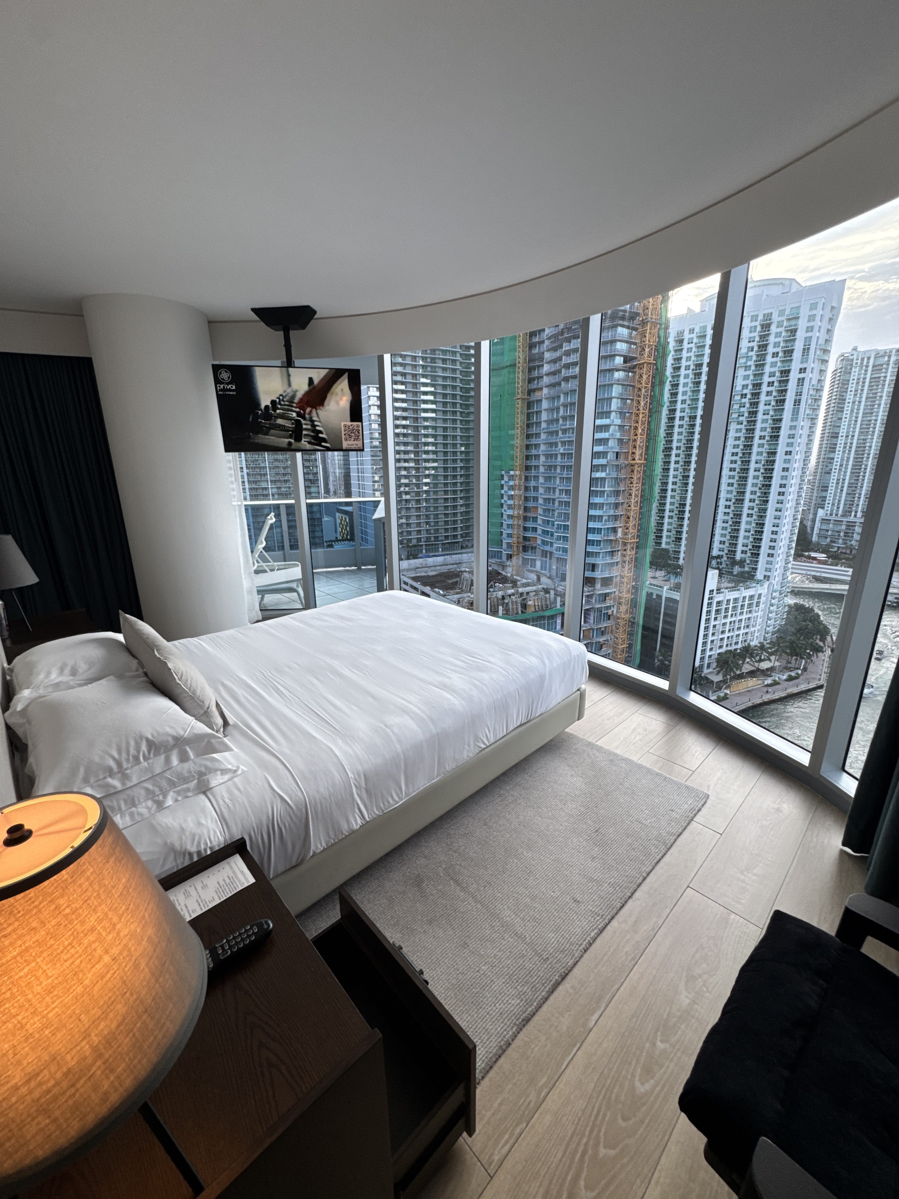kimpton epic hotel miami review bedroom