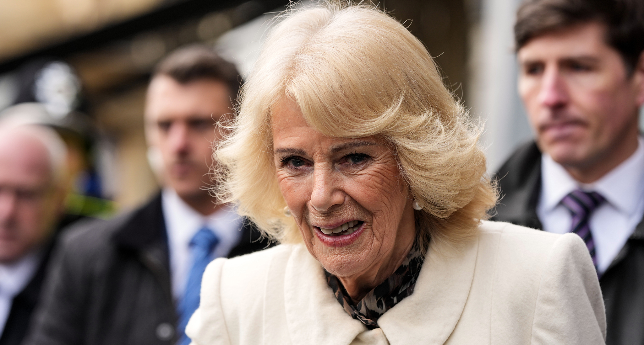 queen camilla mysterious brooch uni