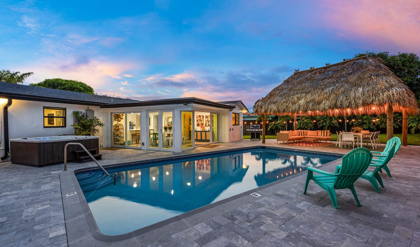 west palm beach airbnbs jungle oasis